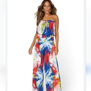 New York & Co NWT Beautiful Abstract Print Jump Suit.